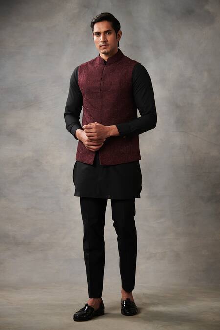 Buy Maroon Chanderi Silk Embroidered Floral Bundi And Kurta Set For Men