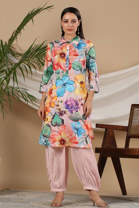 Buy Peach Muslin Printed Floral Collared Bright Kurta And Afghani Pant