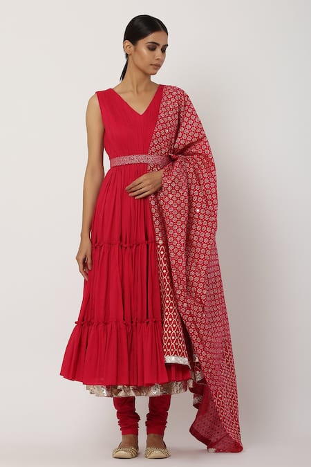 Buy Red Chanderi Silk Printed V Neck Tiered Anarkali Set For Women By