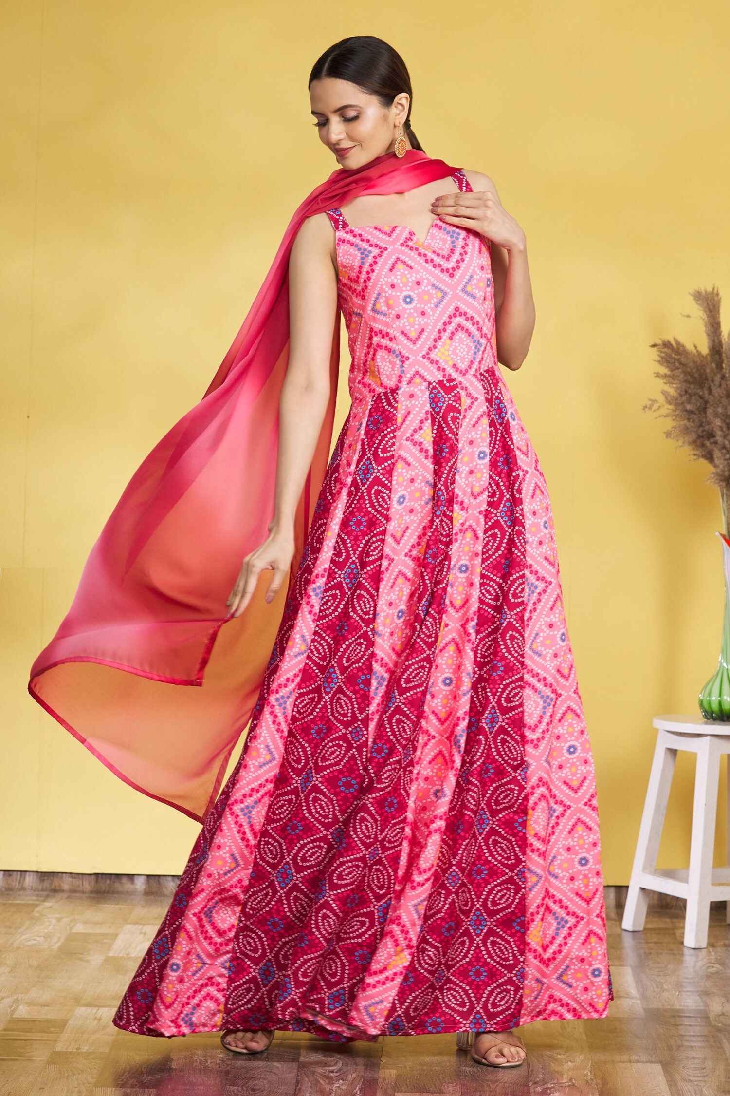 Buy Aryavir Malhotra Pink Silk Cotton Bandhani Print Anarkali With