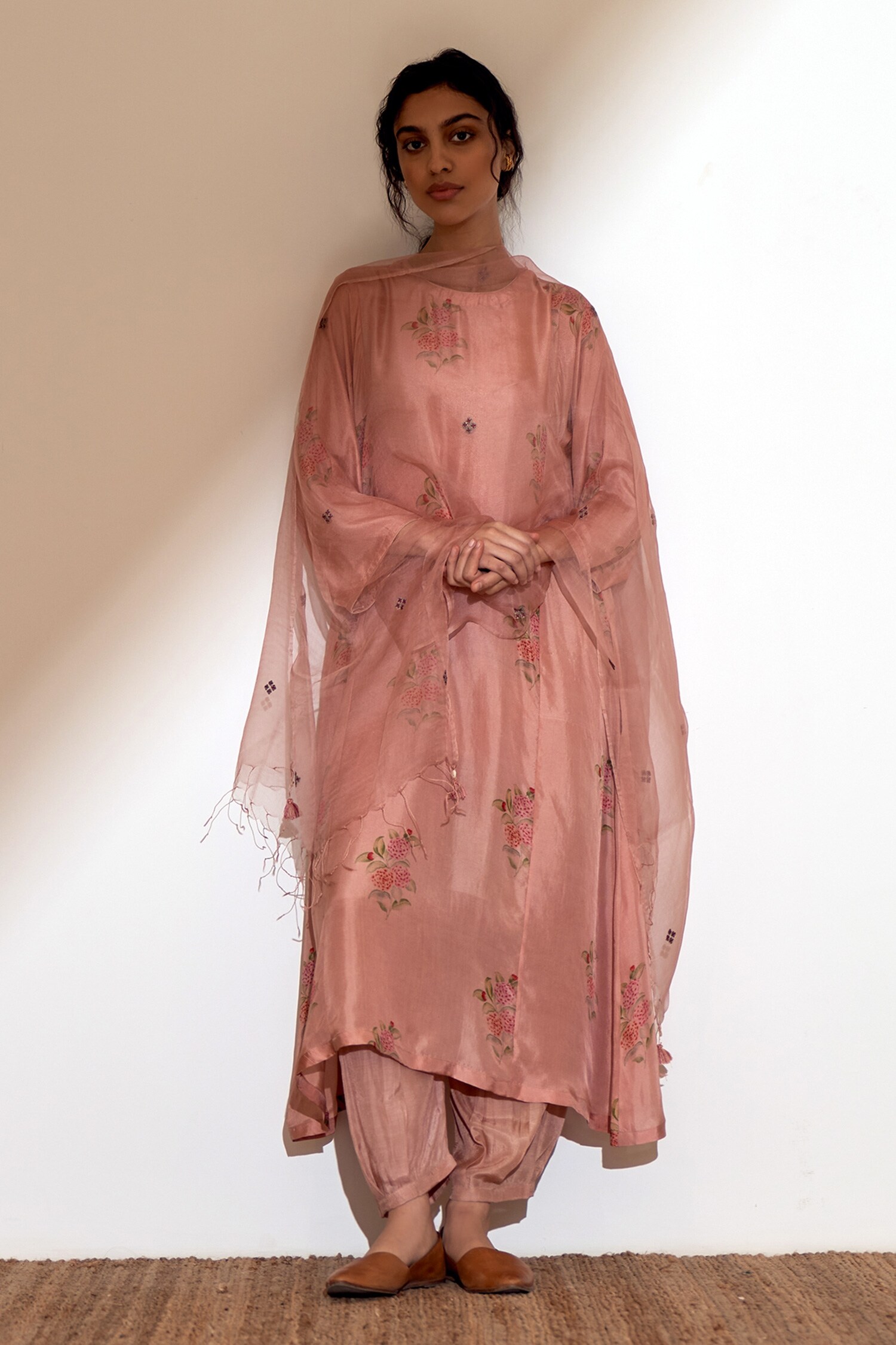 Buy Pink Kurta And Pant Cotton Silk Printed Floral Round Set For