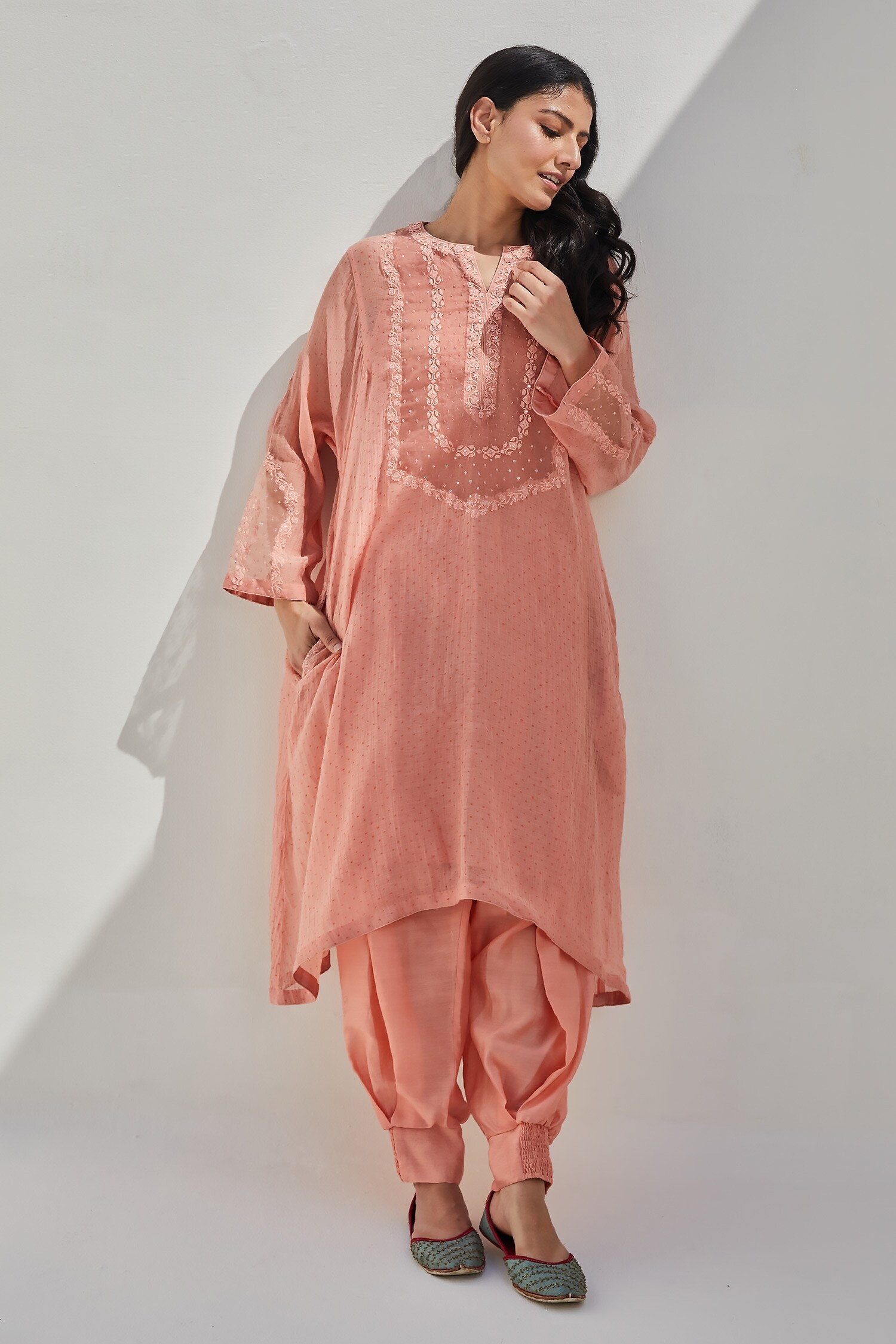 Buy Peach Chanderi Embroidered Dori Notched Kaftan And Tapered Pant Set