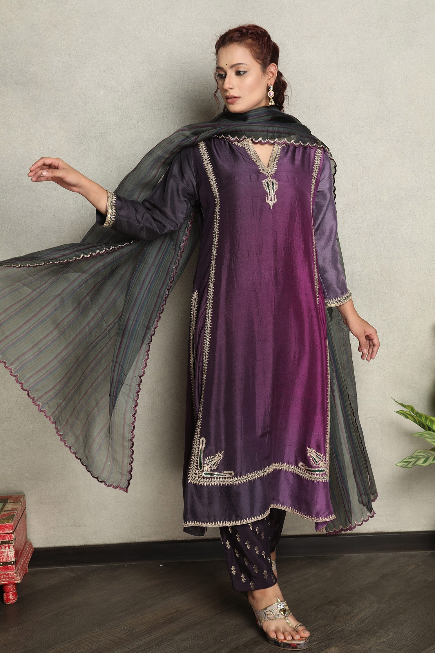 Buy Purple Kurta Dupion Silk Embroidery Thread Notched And Pant Set For