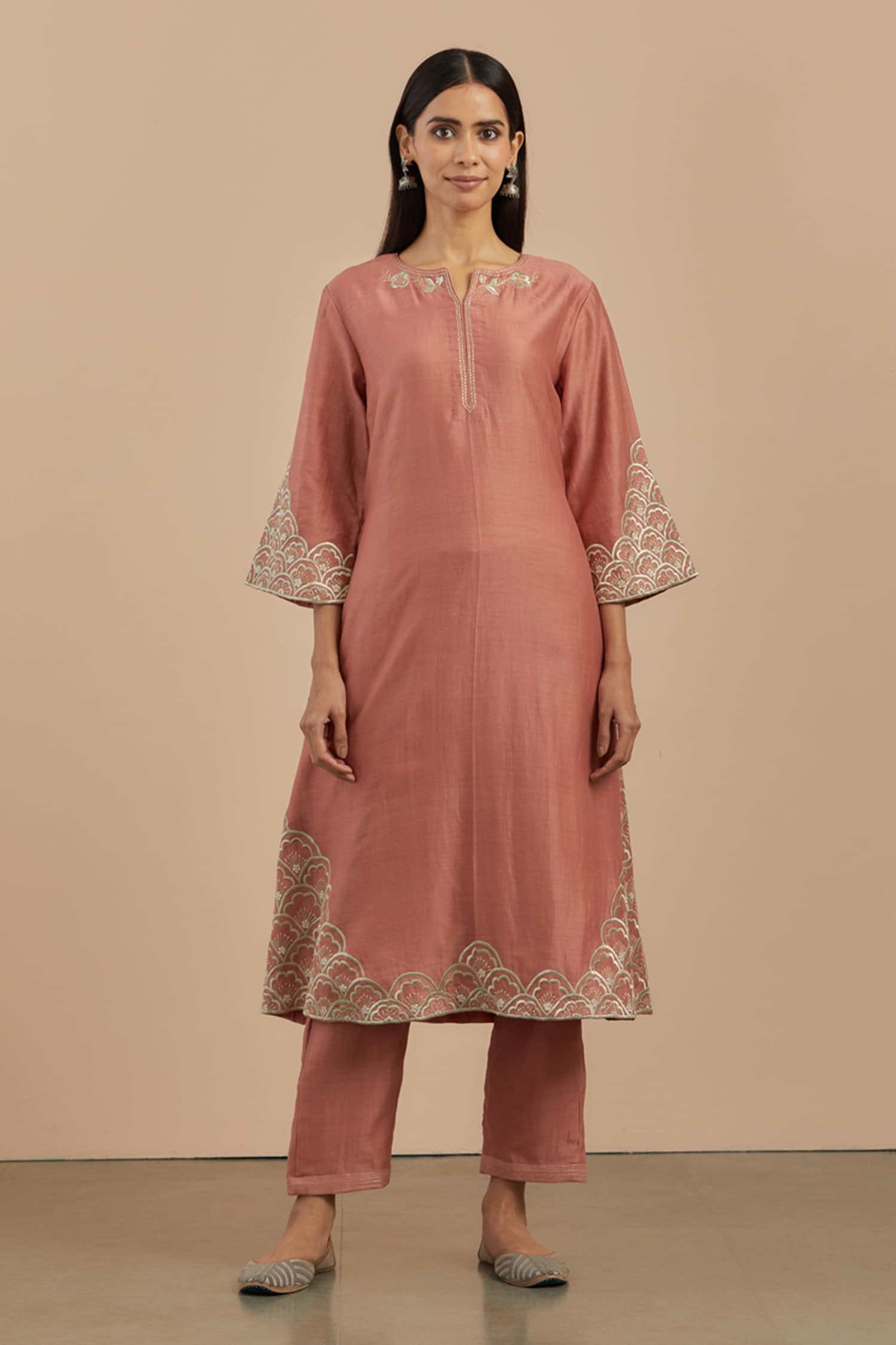 Buy Pink Chanderi Silk Embroidered Thread Work Notched Kurta And Pant