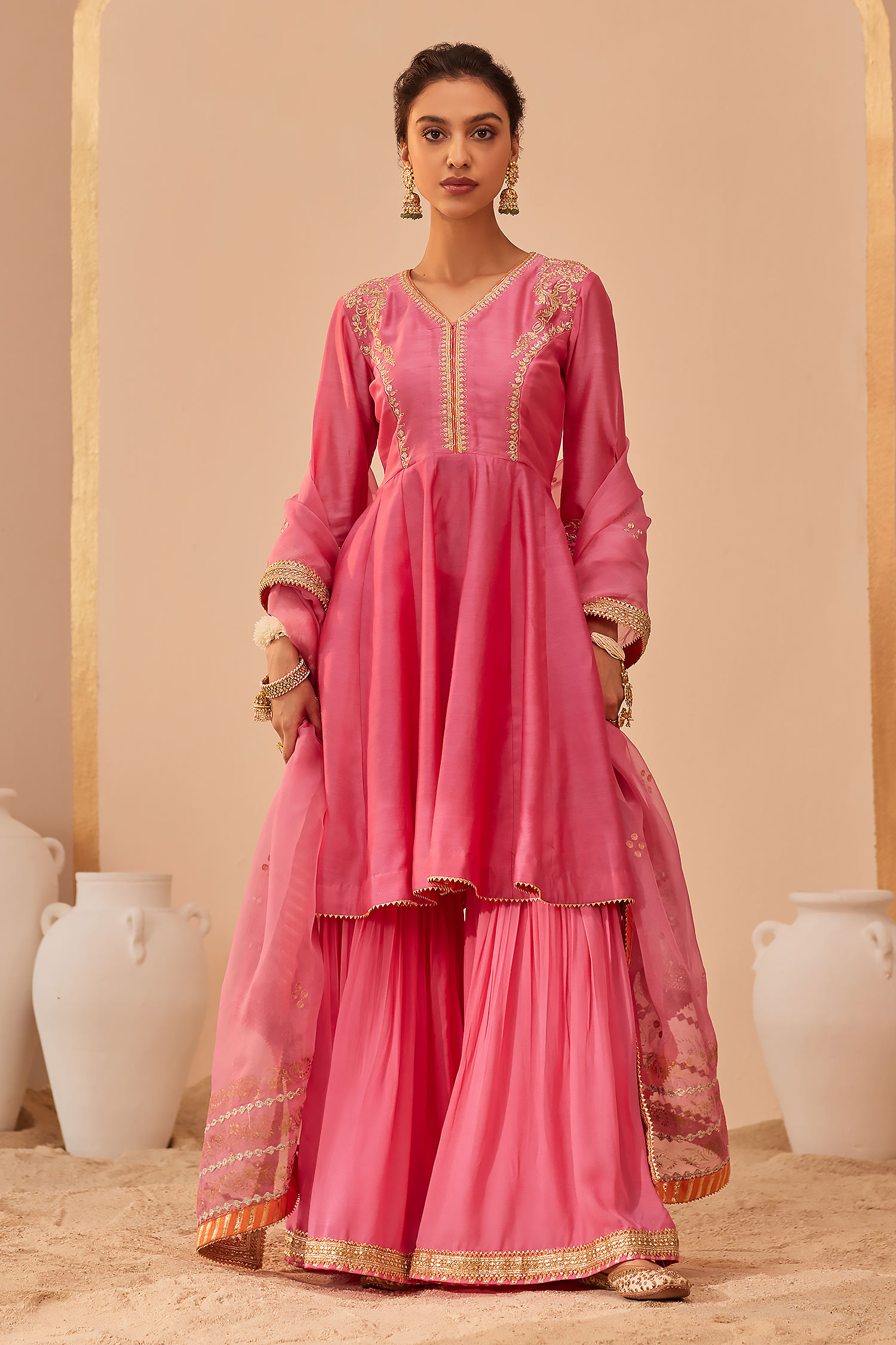 Buy Pink Kurta Silk Chanderi Embroidery Tilla V Fatima Zari Peplum