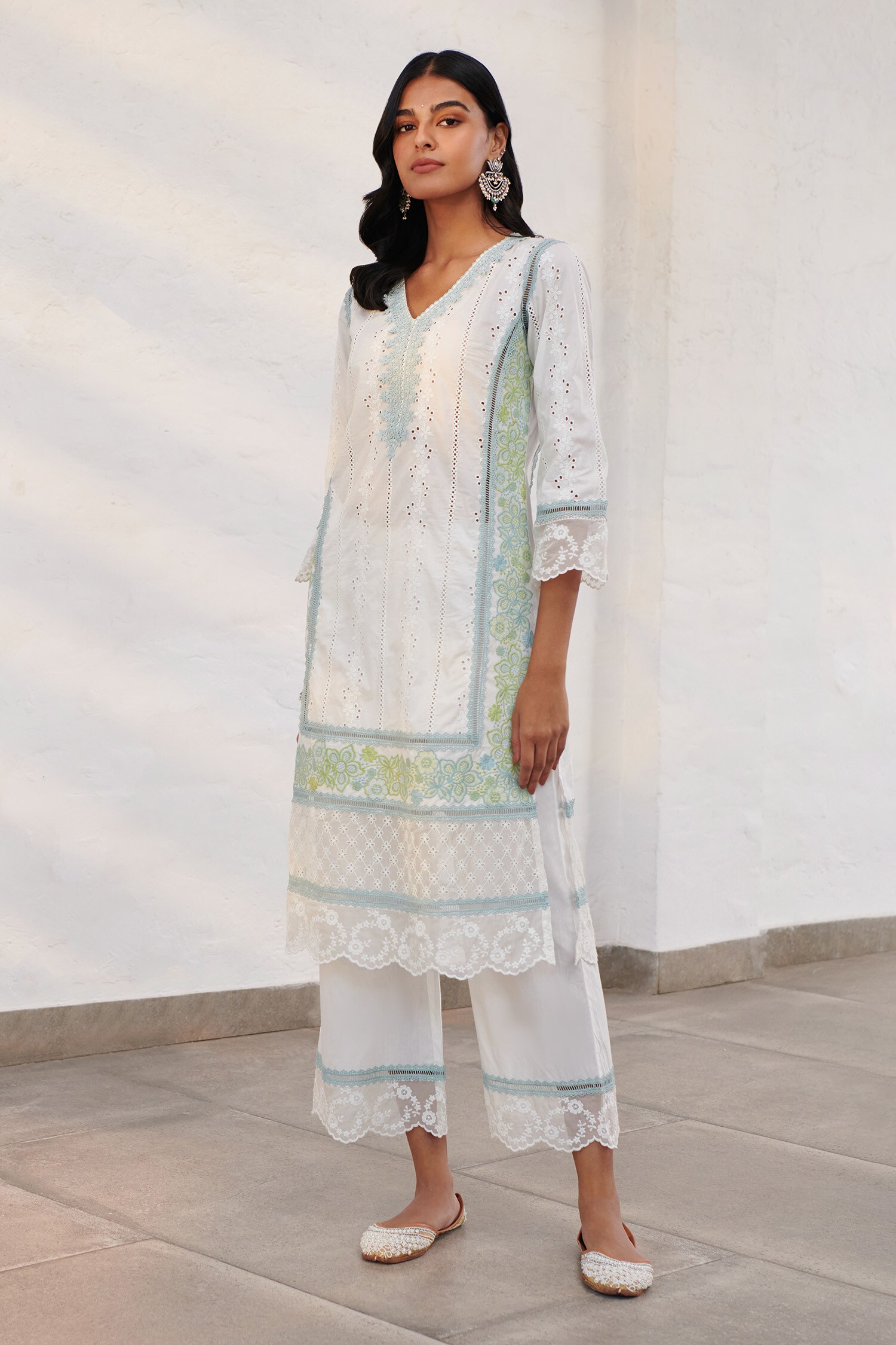 Buy White 100 Pure Mulmul Embroidery Floral V Wiltshire Kurta With