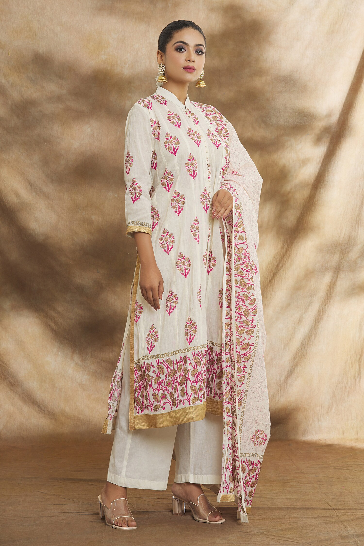 Buy Peenacolada Cream Mulmul Floral Print Straight Kurta Set Online