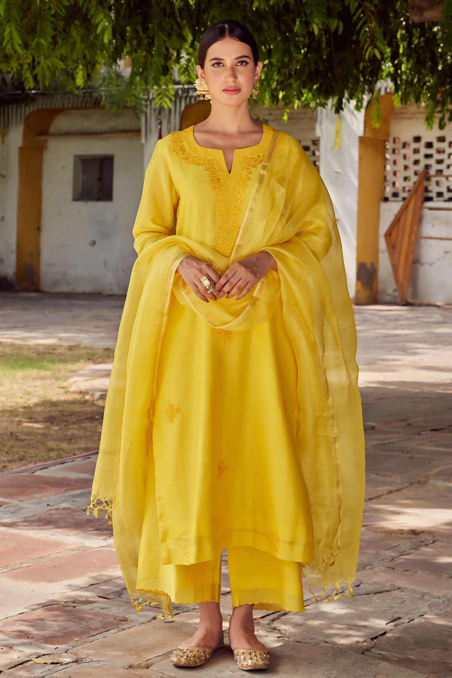 Buy Charu Makkar Yellow Chanderi Silk Floral Embroidered Straight Kurta