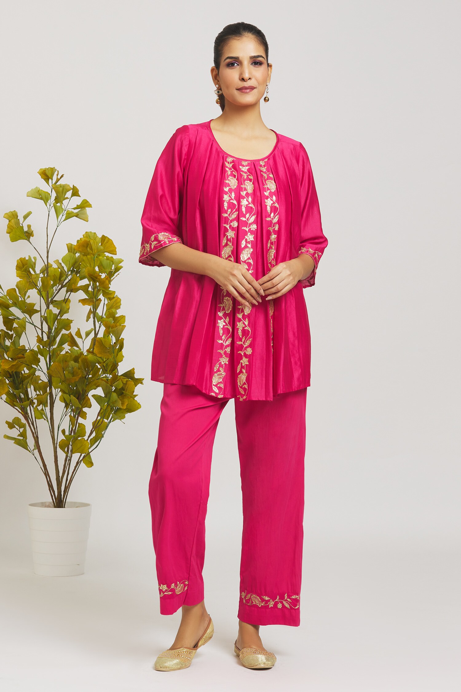 Buy Pink Tunic Chanderi Embroidered Aari Round Placement With Pant For