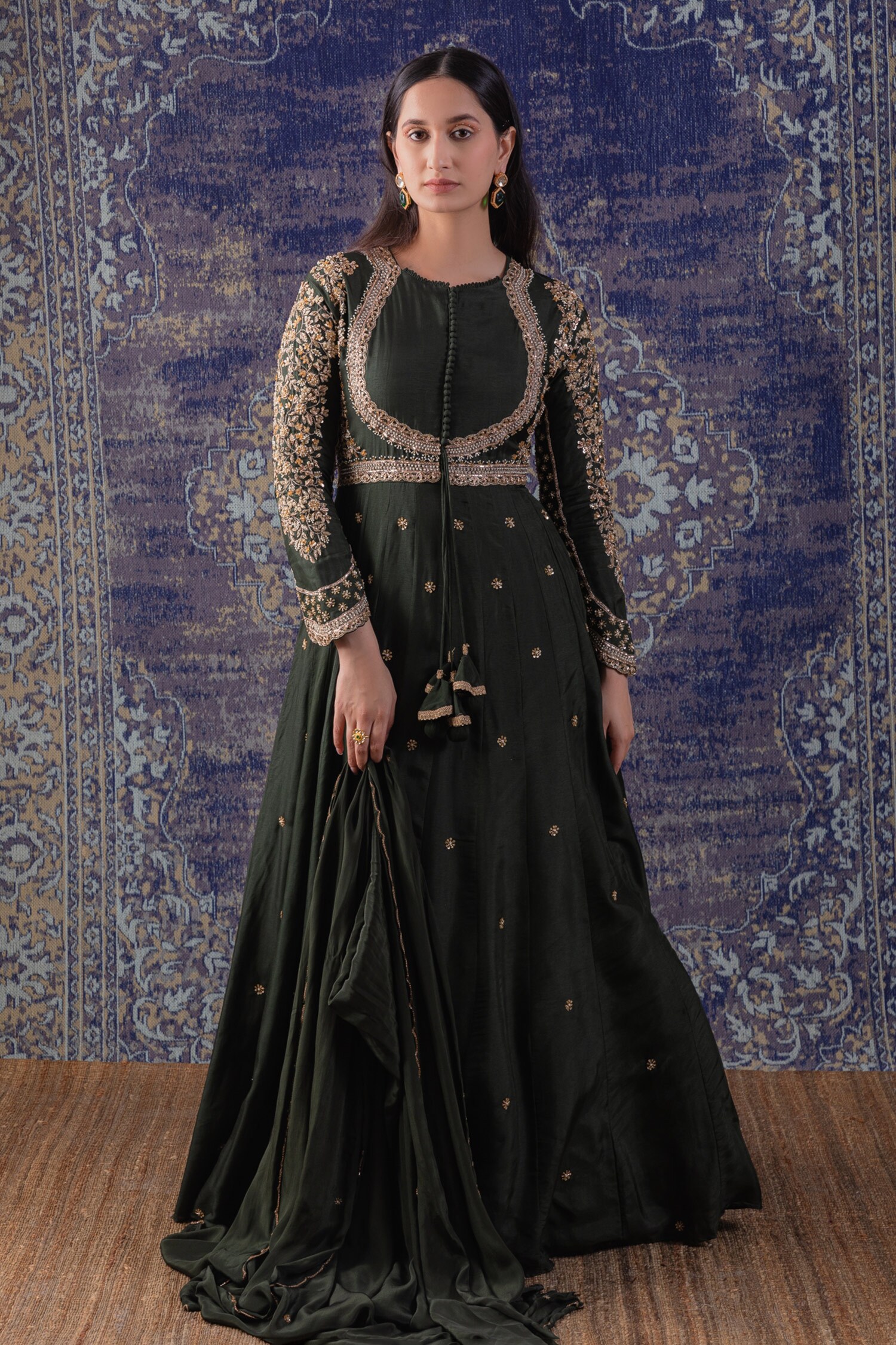 Buy Green Dupion Silk Embroidered Cutdana Round Anarkali With Dupatta