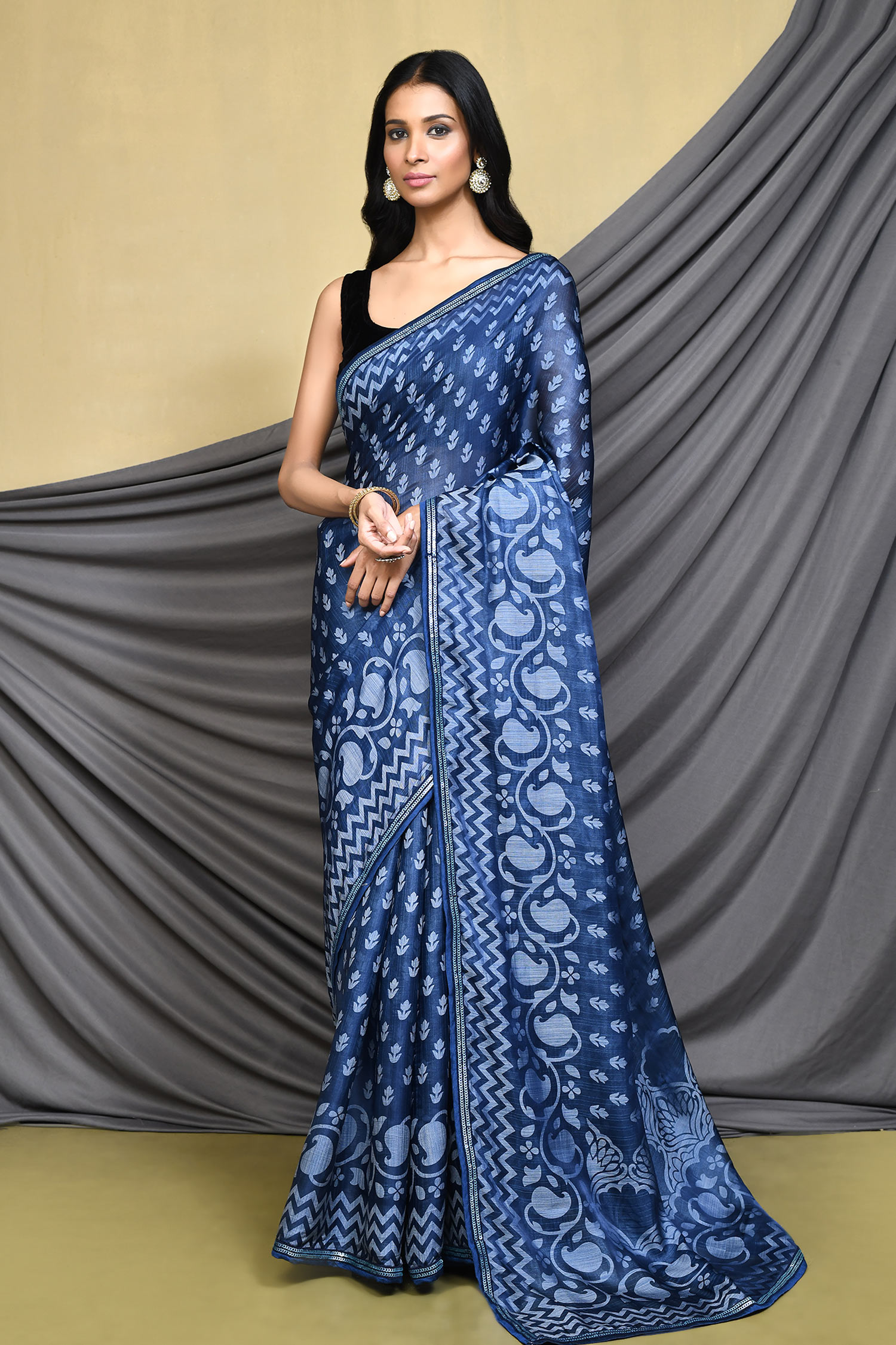 Buy Blue Saree Brasso Silk Embroidered With Unstitched Blouse Fabric