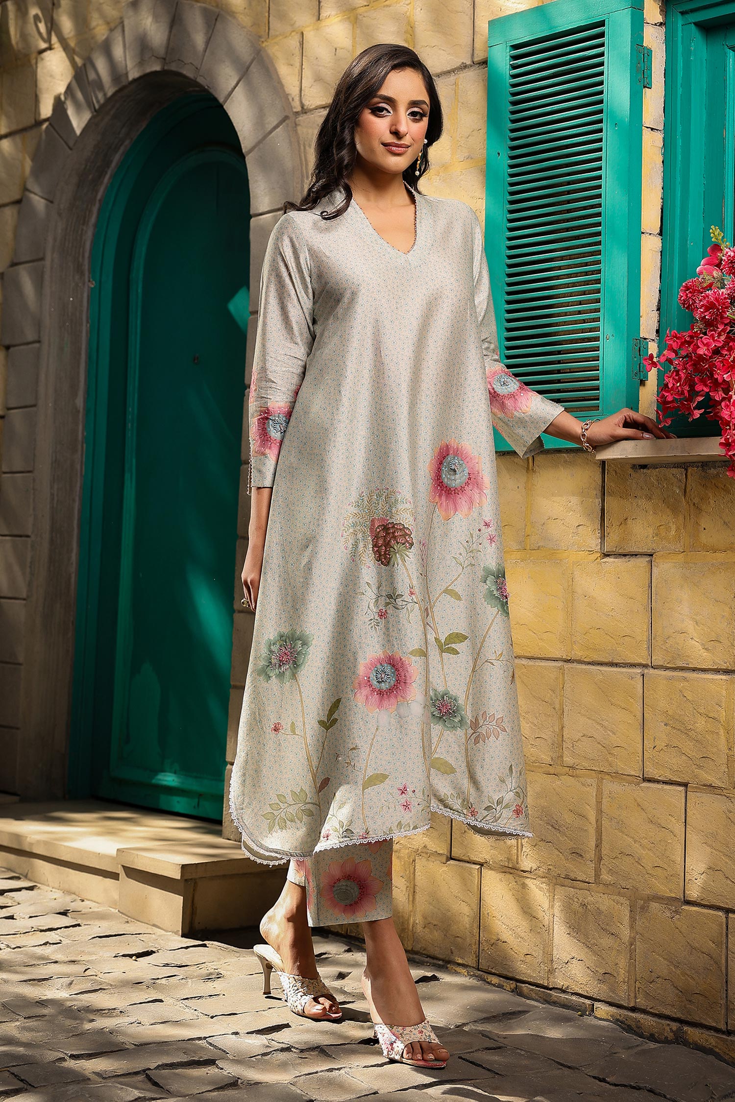 Buy Ivory Silk Chanderi Printed Floral V Mughal Phool Kurta And Pant