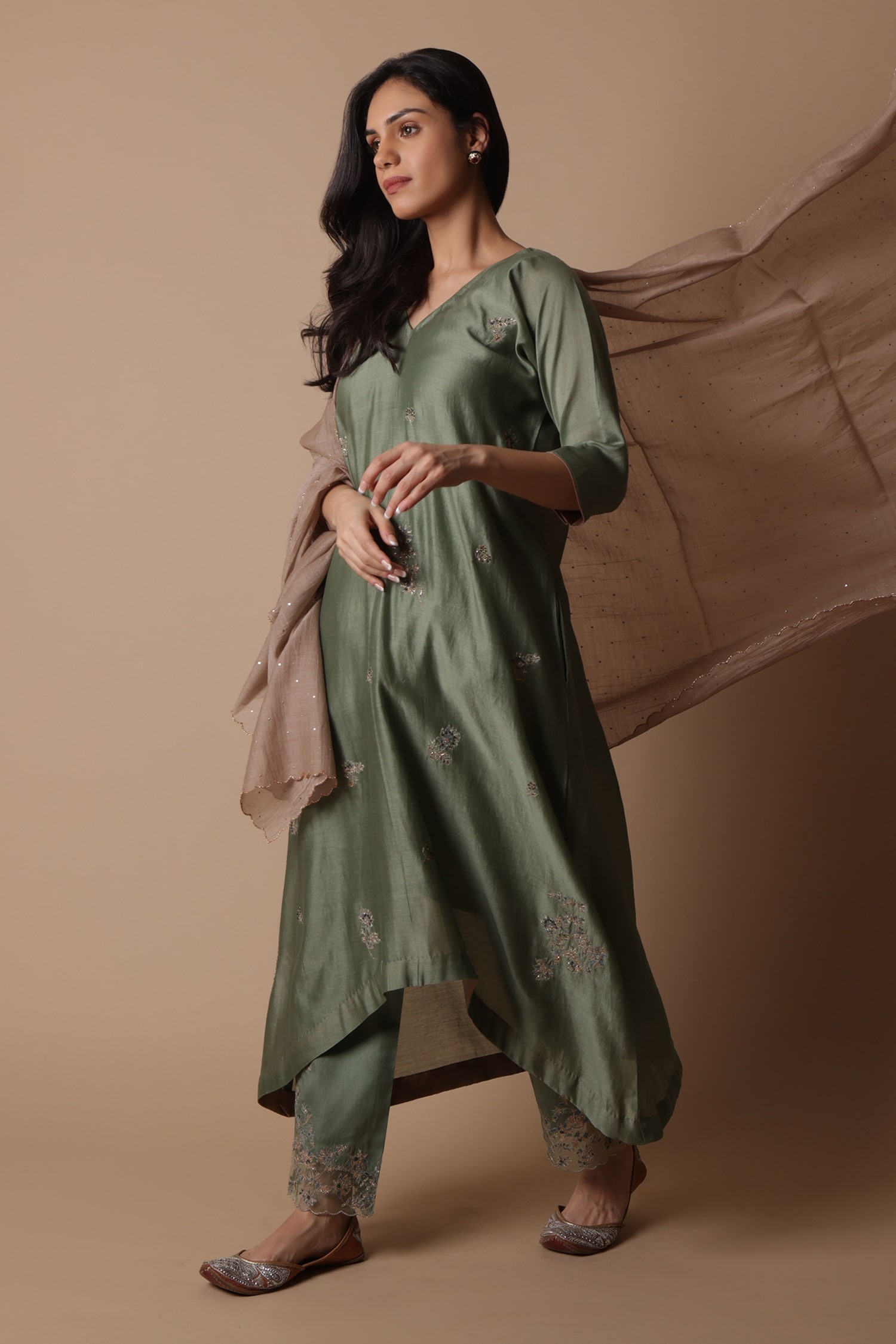 Buy Green Kurta Chanderi Silk Embroidery Neeti Thread Placement Set For