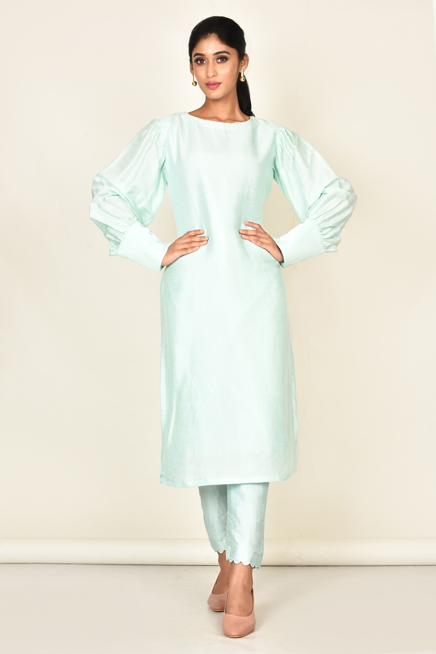 Buy Blue Bamber Silk Plain Round Puffed Sleeve Kurta And Pant Set For