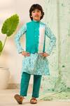 Buy_Cute Couture_Green Tie Dye Print Bundi Kurta Set For Boys_at_Aza_Fashions