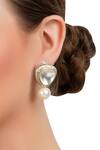 Shop_Auraa Trends_Kundan Stud Earrings_at_Aza_Fashions