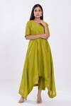Buy_Komal Shah_Green Chanderi Asymmetric Kurta And Pant Set_at_Aza_Fashions