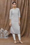Buy_Nazaakat by Samara Singh_Grey Chikankari Kurta_at_Aza_Fashions