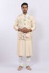 Buy_Sankalan - Men_Peach Silk Embroidered Bundi_at_Aza_Fashions
