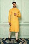 Buy_Nazaakat by Samara Singh_Yellow Cotton Printed Kurta_at_Aza_Fashions