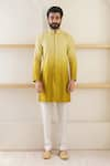 Buy_Shreyansh Designs_Yellow Cotton Silk Blend Ombre Short Kurta _at_Aza_Fashions