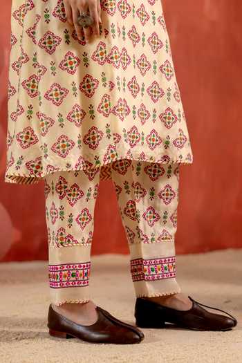 Shop_Amisha Kothari_Beige Cotton, , Organza Mirrors, Embroidery, Badami Printed Co-ord Set _Online_at_Aza_Fashions