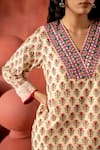 Buy_Amisha Kothari_Beige Cotton Silk Printed Block V Neck Padma Co-ord Set _Online_at_Aza_Fashions