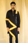 Buy_The Natty Garb_Black Cotton Zipper Kurta _at_Aza_Fashions