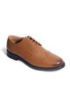 Buy_Paio_Beige Brogue Pattern Silas Wingtip Derbie Shoes _at_Aza_Fashions
