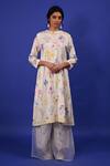 Buy_Rimi Nayak_White Chanderi, Cotton, Silk Pearls Round Neck Assorted Floral Print Kurta _at_Aza_Fashions