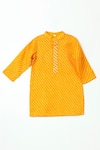 Buy_Shruti Jalan_Yellow Kota Embroidery Leheriya Mandarin Collar Pattern Kurta  _at_Aza_Fashions