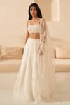 Buy_Zoon_Off White Lehenga And Dupatta Silk Organza Embroidery Aari Scoop Neck Set _at_Aza_Fashions