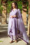 Buy_Monk & Mei By Sonia Anand_Purple Georgette Sequins, Piping V-neck Embroidered Straight Kurta Set _at_Aza_Fashions