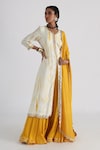 Buy_Smriti by Anju Agarwal_White Kurta- Bam Silk And Tafetta Embroidery Sequin Leheriya Pattern Sharara Set_at_Aza_Fashions