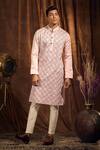 Buy_More Mischief_Pink Silk Linen Geometrical Pattern Kurta With Pant  _at_Aza_Fashions
