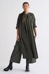 Buy_THREE_Green Melange Checkered Broad Pant _at_Aza_Fashions