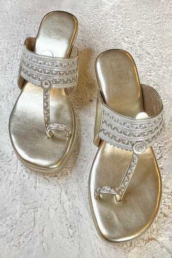 Shop_Sandalwali_Gold Aishwarya Metallic Kolhapuri Wedges _at_Aza_Fashions