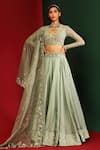 Buy_Mahima Mahajan_Green Organza Embroidered Floral Pattern V Aarohi Flared Bridal Lehenga Set _at_Aza_Fashions