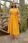 Buy_Kacha Tanka_Yellow Dupion Art Silk And Cotton Satin Hand Geometric Pattern Kurta Jacket Set _at_Aza_Fashions