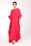 Buy_Komal Shah_Pink Inner  Butter Crepe, Kaftan  Chanderi Badla, Mukaish Round Embroidered _at_Aza_Fashions