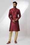 Buy_Samyukta Singhania_Maroon Banarasi Silk Floral Floret Kurta _at_Aza_Fashions