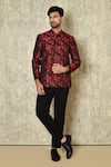Buy_Naintara Bajaj_Red Jacquard Silk Woven Floral Jaali Pattern Bandhgala_at_Aza_Fashions