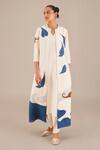 Buy_AMPM_Ivory Linen Betel Inner V Neck Motif Jacket And Pant Set _at_Aza_Fashions