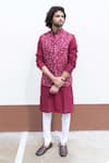 Buy_Hilo Design_Magenta Raw Silk And Cotton Lycra Embroidery Leaf Motif Bundi & Kurta Set _at_Aza_Fashions