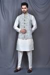 Buy_Arihant Rai Sinha_Multi Color Bundi Silk Blend Embroidered Geometric Thread Work And Kurta Set _at_Aza_Fashions