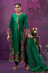 Buy_Label Niti Bothra_Green Kora Silk Applique Mughal Round Kurta Pant Set _at_Aza_Fashions