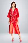 Buy_Betrue_Red Chanderi Silk Solid High-waisted Wide Legged Culotte  _at_Aza_Fashions