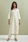 Buy_Priya Chaudhary_Off White Chanderi Silk Sequins Split V-neck Floral Embroidered Kurta And Pant Set _at_Aza_Fashions