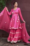 Buy_NEHA SAXENA_Pink Modal Silk Hand Painted Roses V Embroidered Kurta Gharara Set  _at_Aza_Fashions