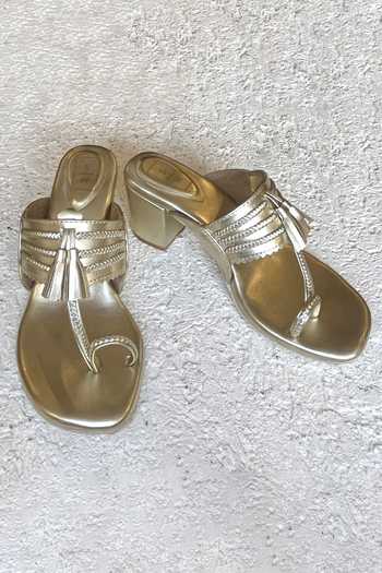 Buy_Sandalwali_Gold Alia Kolhapuri Block Heels _at_Aza_Fashions